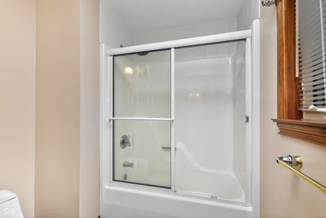 $450,000 | 514 Greenland Lane, Yorktown, IN 47396