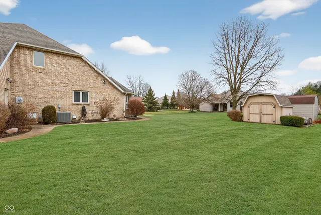 $450,000 | 514 Greenland Lane, Yorktown, IN 47396