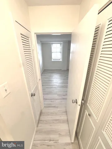 $1,800 | 2030 North Adams Street, Unit 1409, Arlington, VA 22201