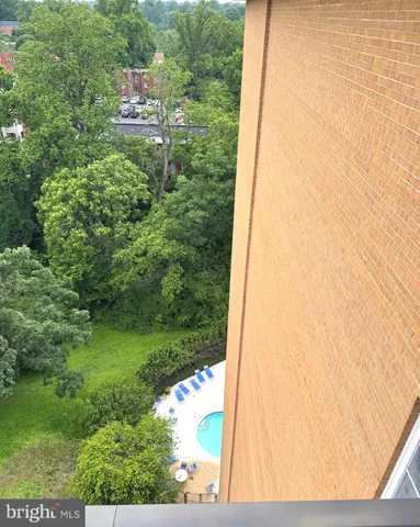 $1,800 | 2030 North Adams Street, Unit 1409, Arlington, VA 22201