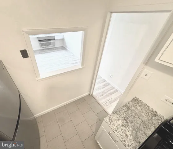 $1,800 | 2030 North Adams Street, Unit 1409, Arlington, VA 22201