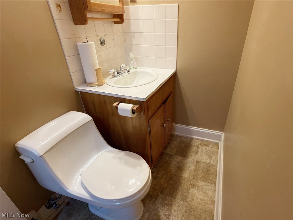 2584 North Ridge Road Painesville, OH 44077 - Photo 11 of 50