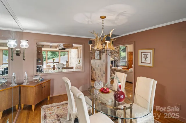 $1,199,000 | 4749 16th St Drive Northeast, Hickory, NC 28601