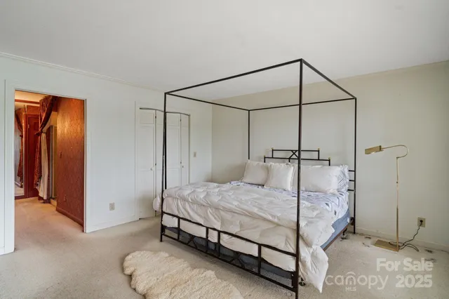 $1,199,000 | 4749 16th St Drive Northeast, Hickory, NC 28601