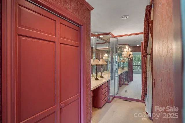 $1,199,000 | 4749 16th St Drive Northeast, Hickory, NC 28601