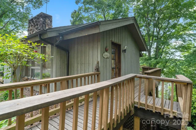 $1,199,000 | 4749 16th St Drive Northeast, Hickory, NC 28601