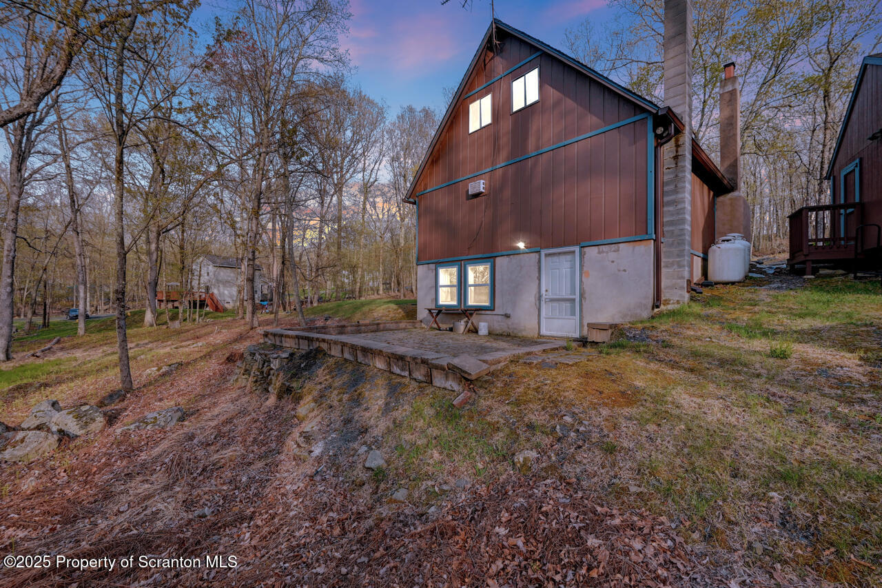 3222 Bluebird Drive Bushkill, PA 18324 - Photo 11 of 50 Back of House