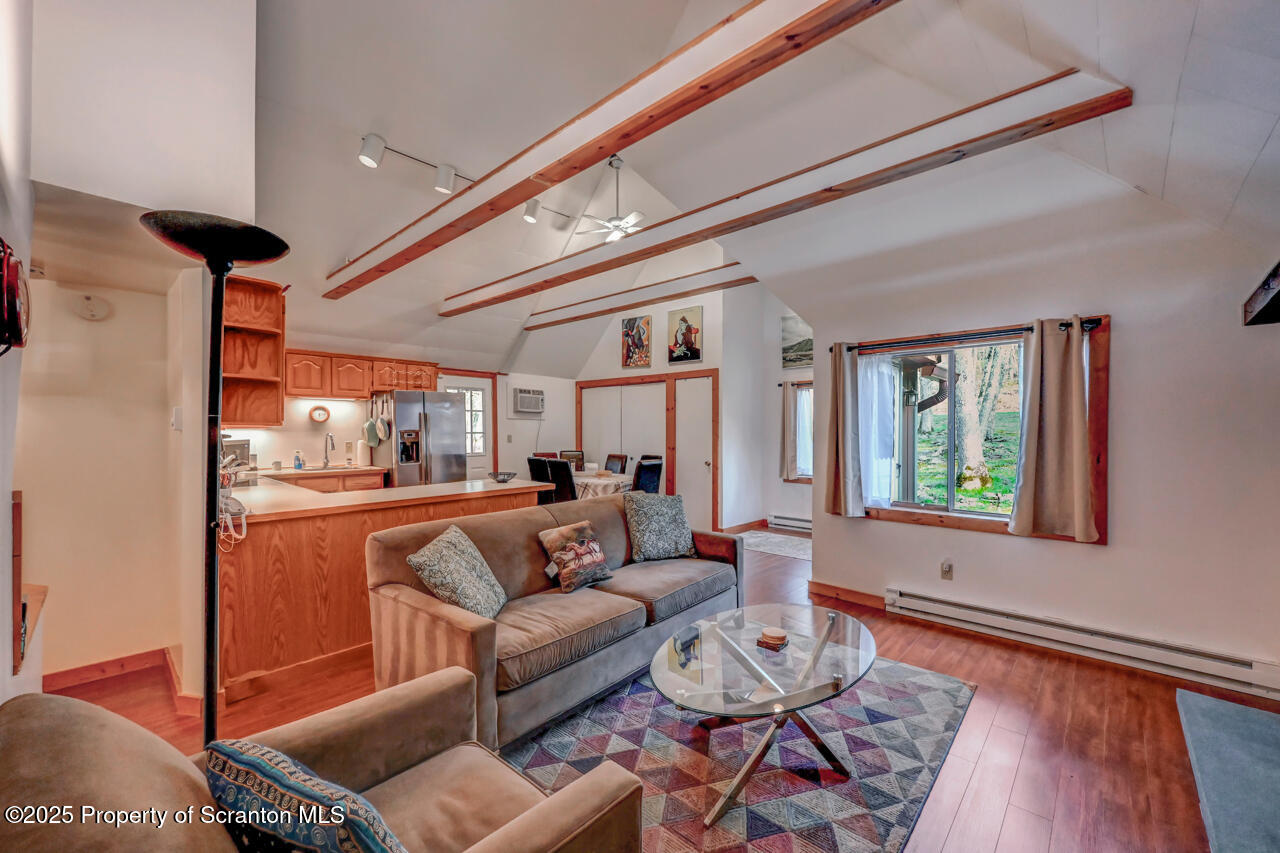 3222 Bluebird Drive Bushkill, PA 18324 - Photo 15 of 50 Living Room