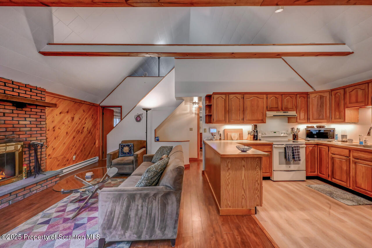 3222 Bluebird Drive Bushkill, PA 18324 - Photo 17 of 50 LR & Kitchen