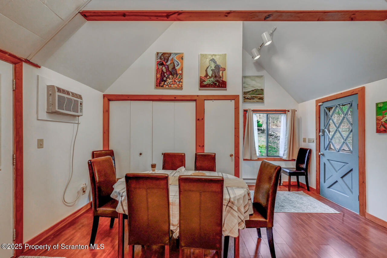 3222 Bluebird Drive Bushkill, PA 18324 - Photo 24 of 50 Dining Room