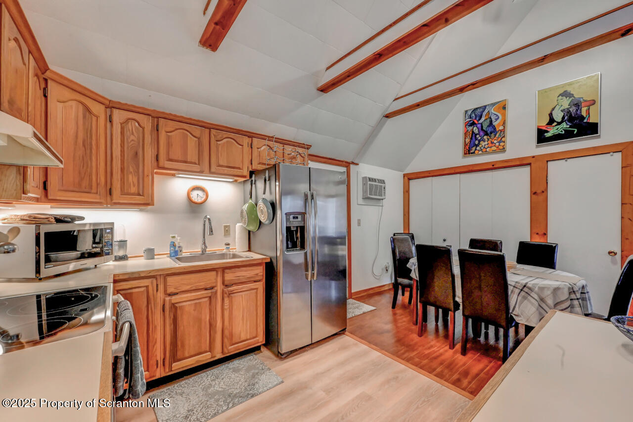 3222 Bluebird Drive Bushkill, PA 18324 - Photo 3 of 50 Kit & Dining