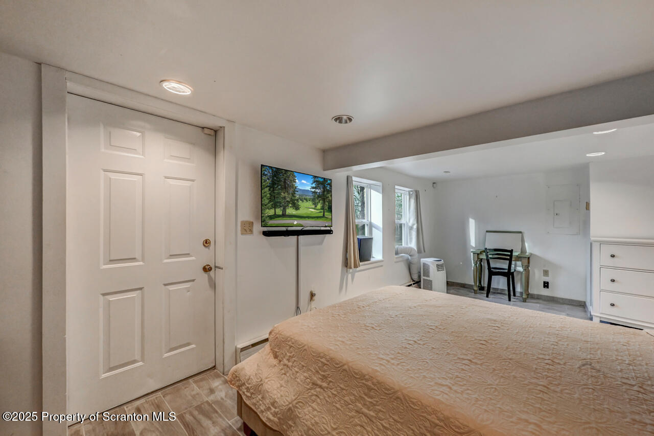 3222 Bluebird Drive Bushkill, PA 18324 - Photo 40 of 50 Bonus Room