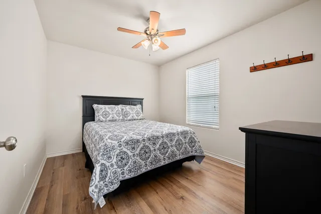 $950 | 113 Gillespie Lane, Aransas Pass, TX 78336