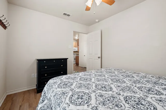 $950 | 113 Gillespie Lane, Aransas Pass, TX 78336