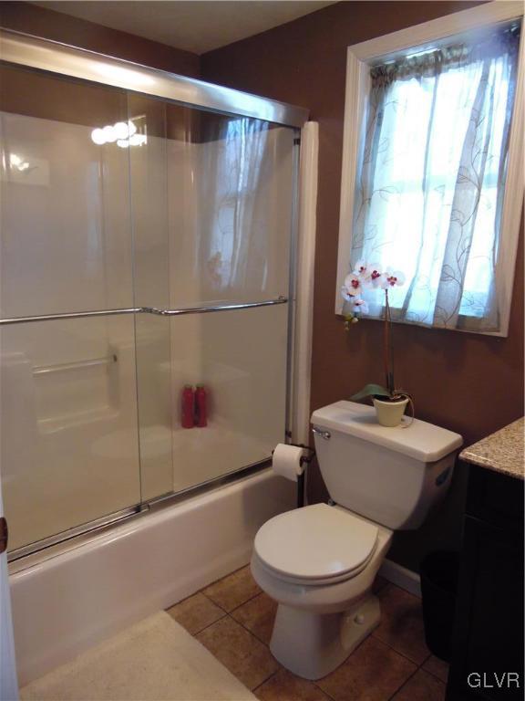 159 Panther Run Road Jim Thorpe, PA 18229 - Photo 23 of 31 Master bedroom shower with tile floor