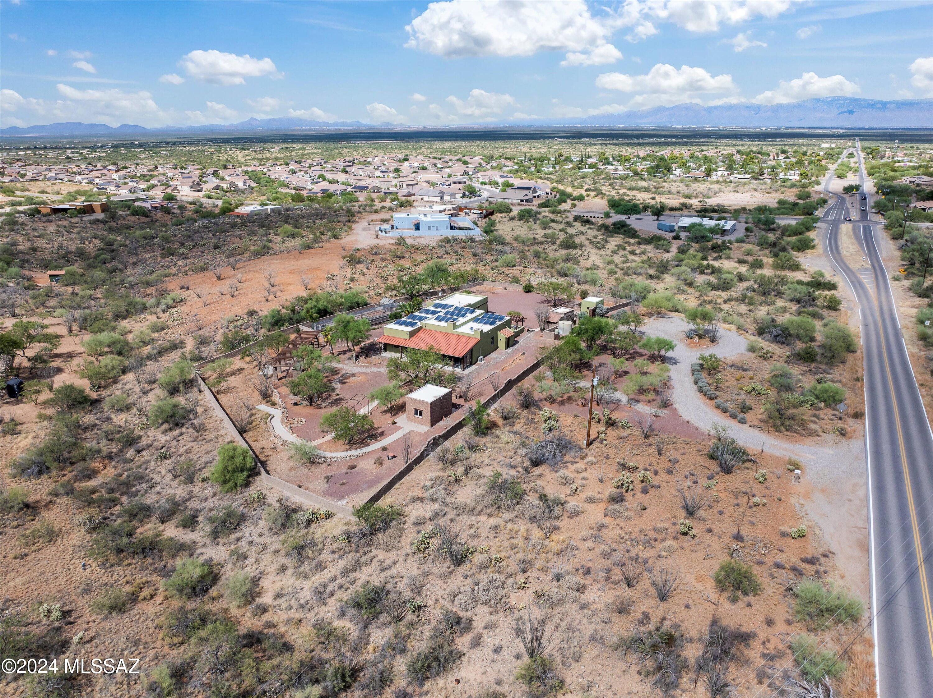916 South Houghton Road Vail, AZ 85641 - Photo 11 of 50