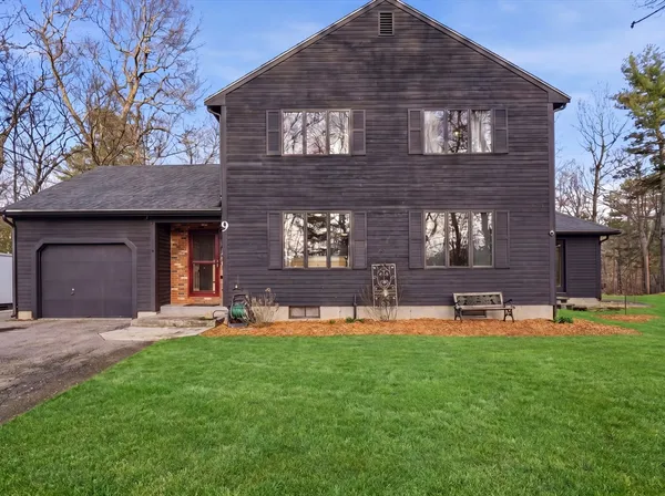 $829,999 | 9 Piedmont Street, Middleton, MA 01949