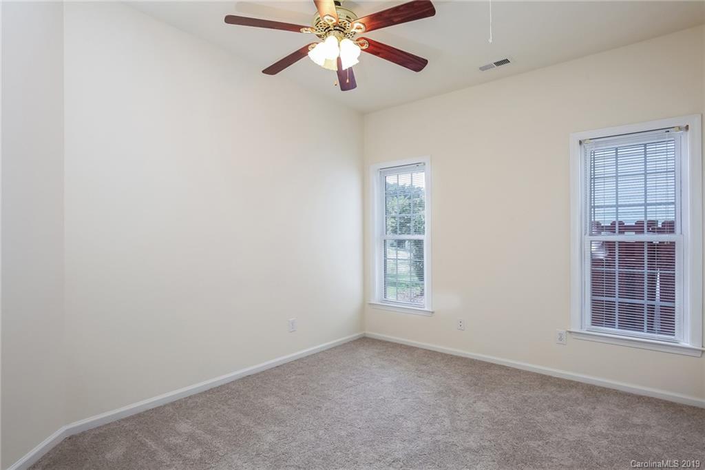 10815 Hellebore Road Charlotte, NC 28213 - Photo 22 of 31 Gallery Image 22