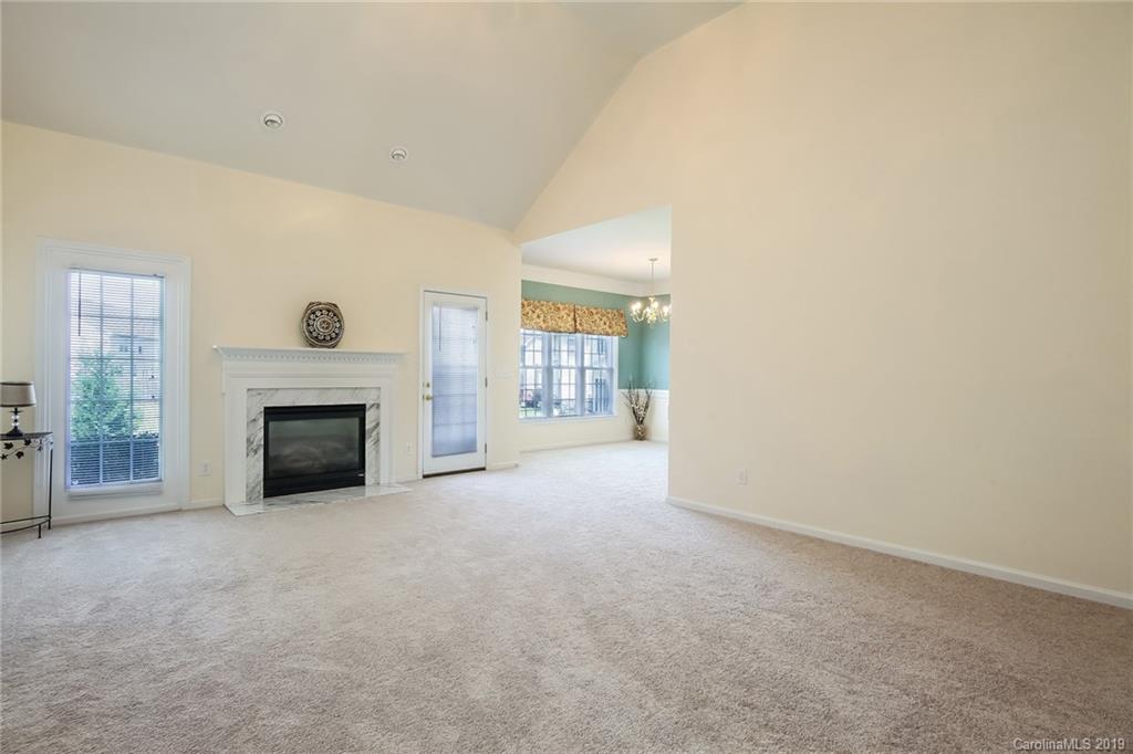 10815 Hellebore Road Charlotte, NC 28213 - Photo 6 of 31 Gallery Image 6