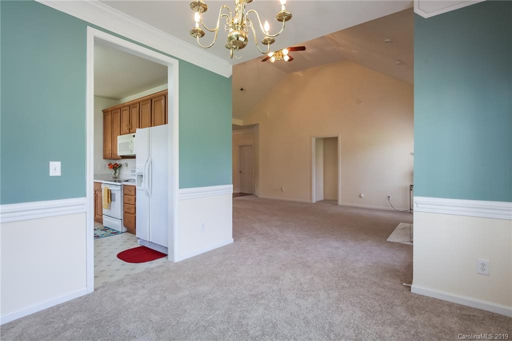 10815 Hellebore Road Charlotte, NC 28213 - Photo 9 of 31 Gallery Image 9