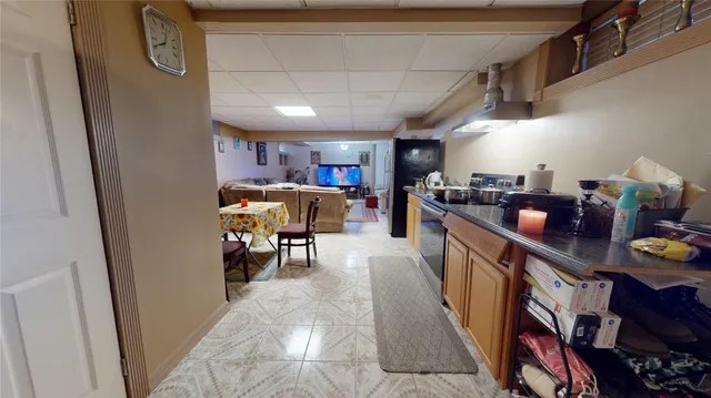 $1,900,000 | 31-06 Healy Avenue | Bayswater