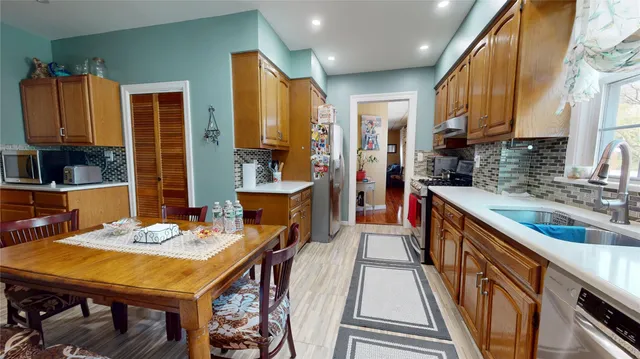 $1,900,000 | 31-06 Healy Avenue | Bayswater