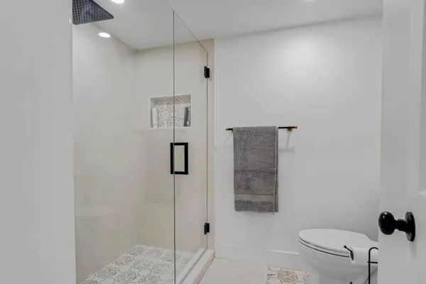$4,000 | 401 Briny Avenue, Unit 315, Pompano Beach, FL 33062