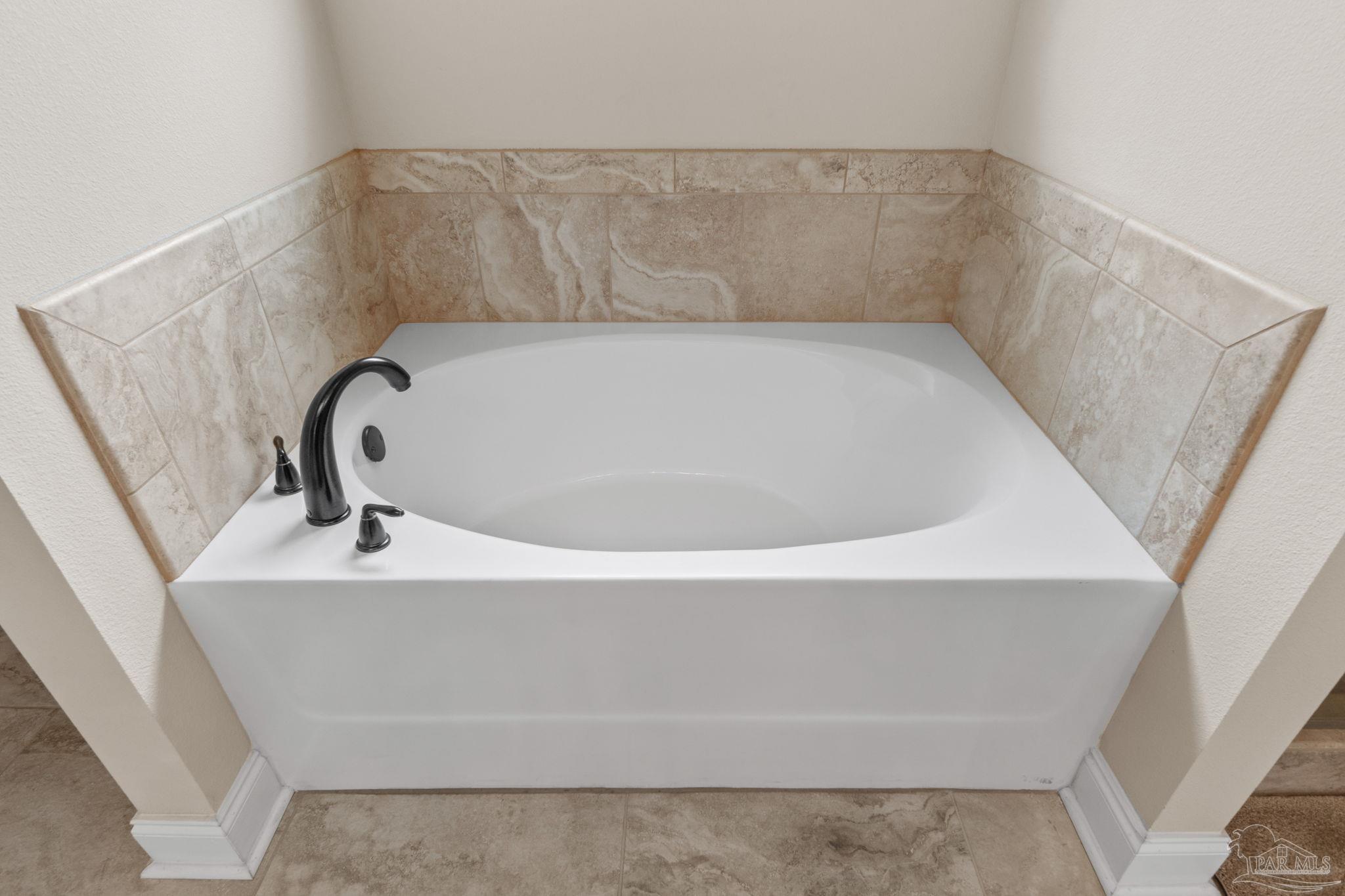 2145 Angels Rdg Cove Cantonment, FL 32533 - Photo 24 of 36