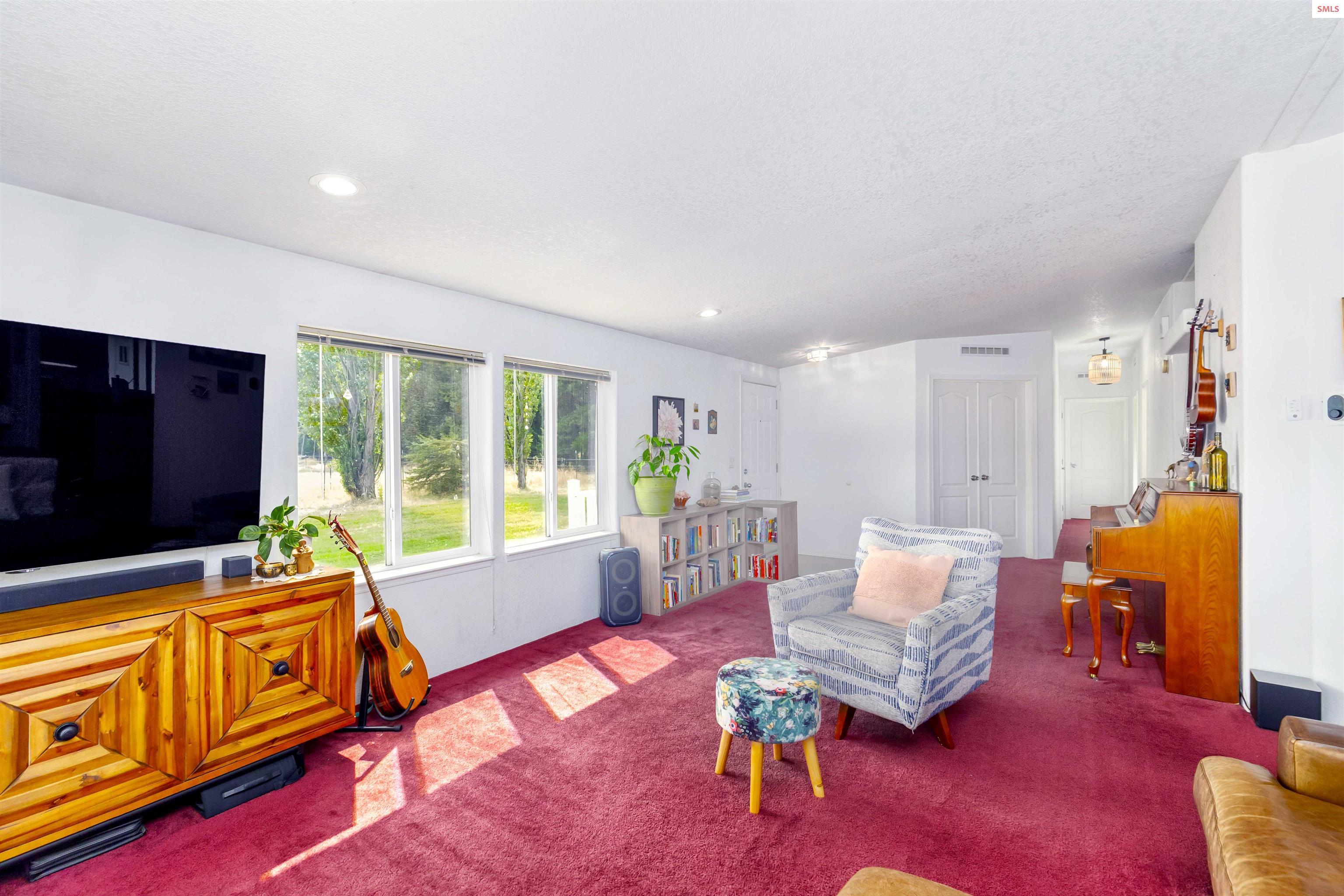 3203 Paradise Valley Road Bonners Ferry, ID 83805 - Photo 12 of 27 Gallery Image 12