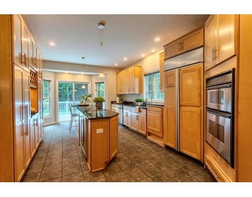 16 Chestnut Road Tyngsborough, MA 01879 - Photo 8 of 38 Gallery Image 8