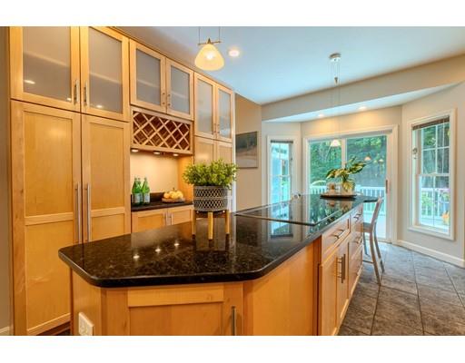 16 Chestnut Road Tyngsborough, MA 01879 - Photo 9 of 38 Gallery Image 9