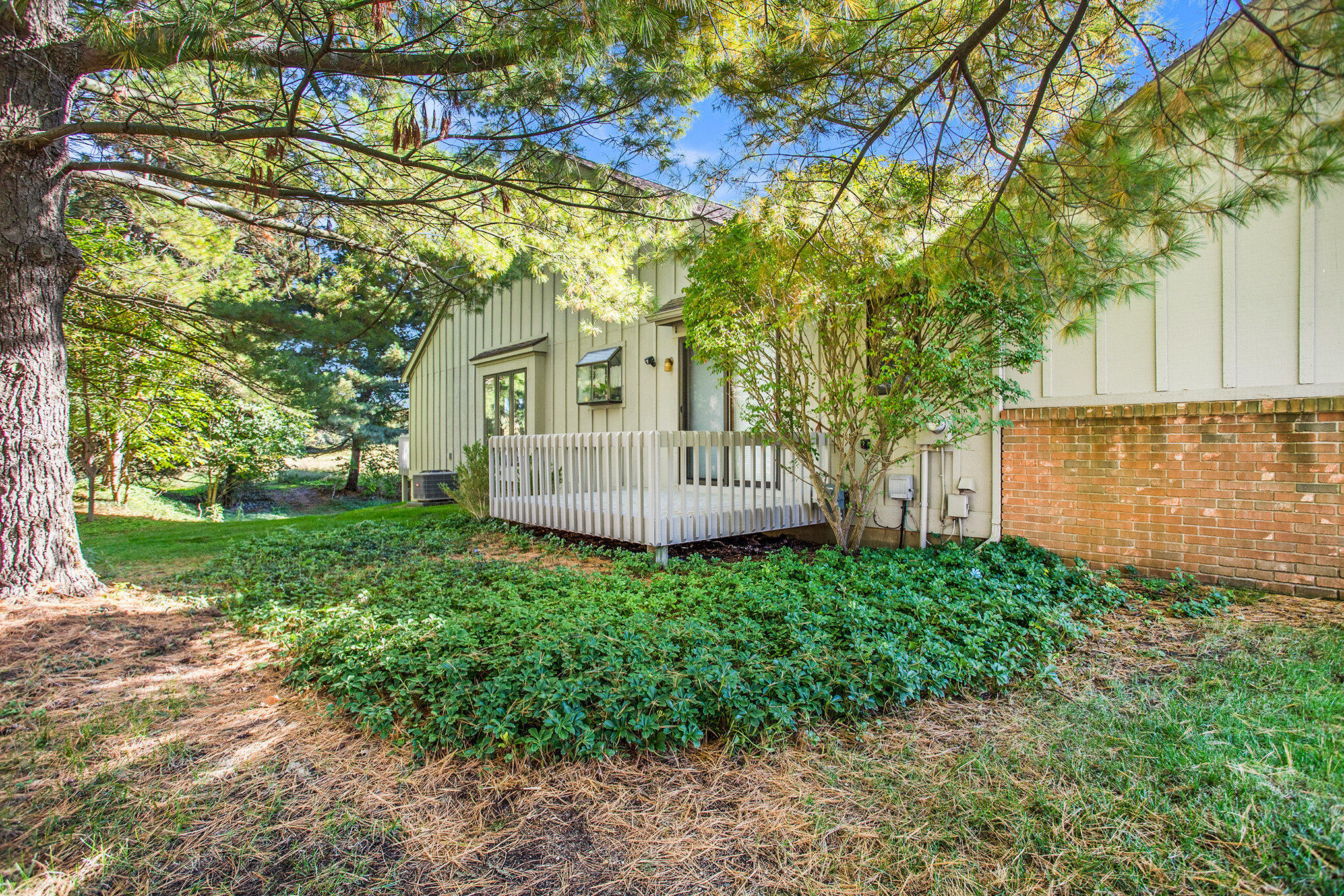 213 Raintree Circle Kalamazoo, MI 49006 - Photo 24 of 26 025__mg_7938_711