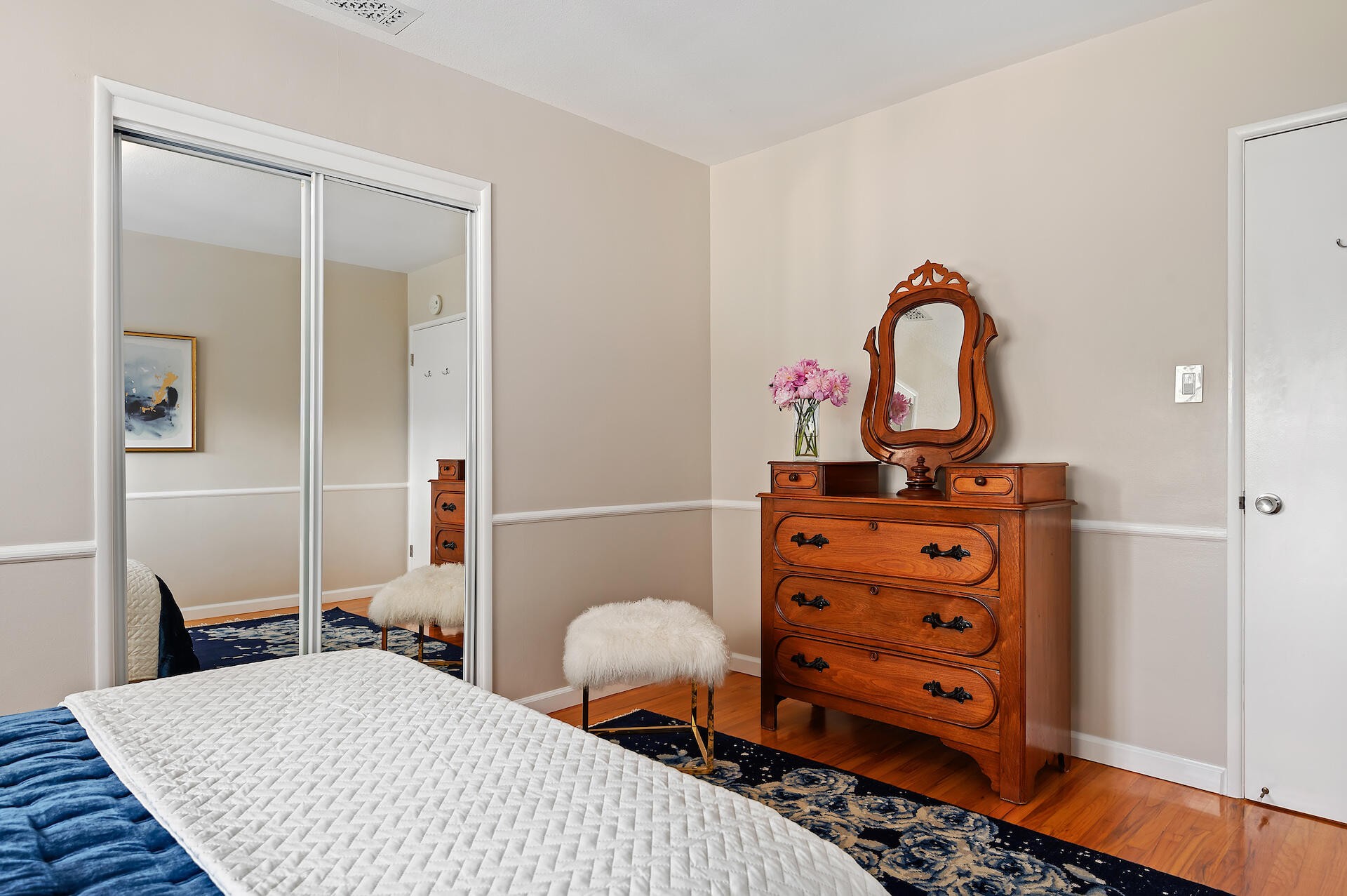 514 Tallant Road Santa Barbara, CA 93105 - Photo 23 of 33 26 - Bedroom 1