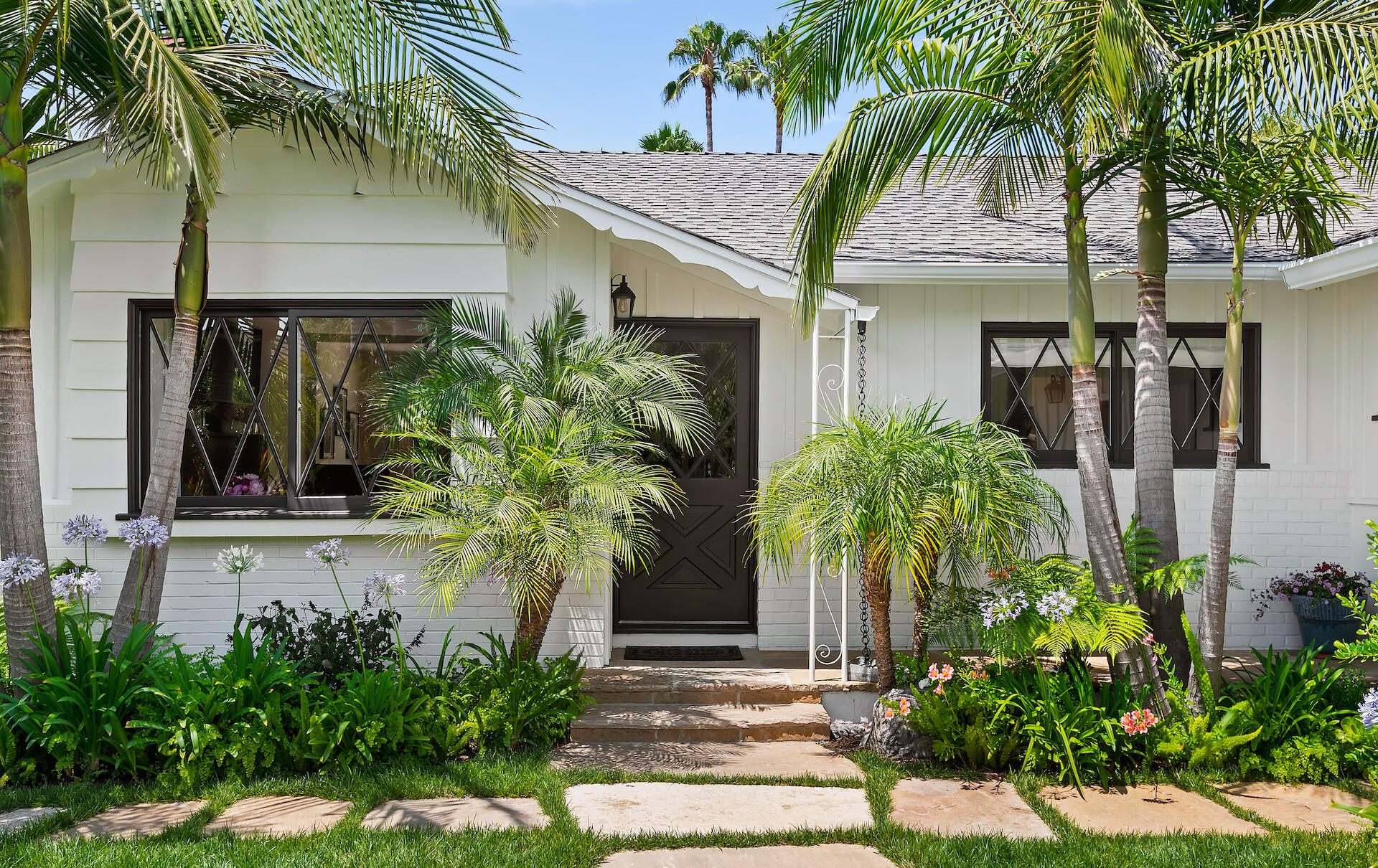 514 Tallant Road Santa Barbara, CA 93105 - Photo 3 of 33 04 - Front Entrance