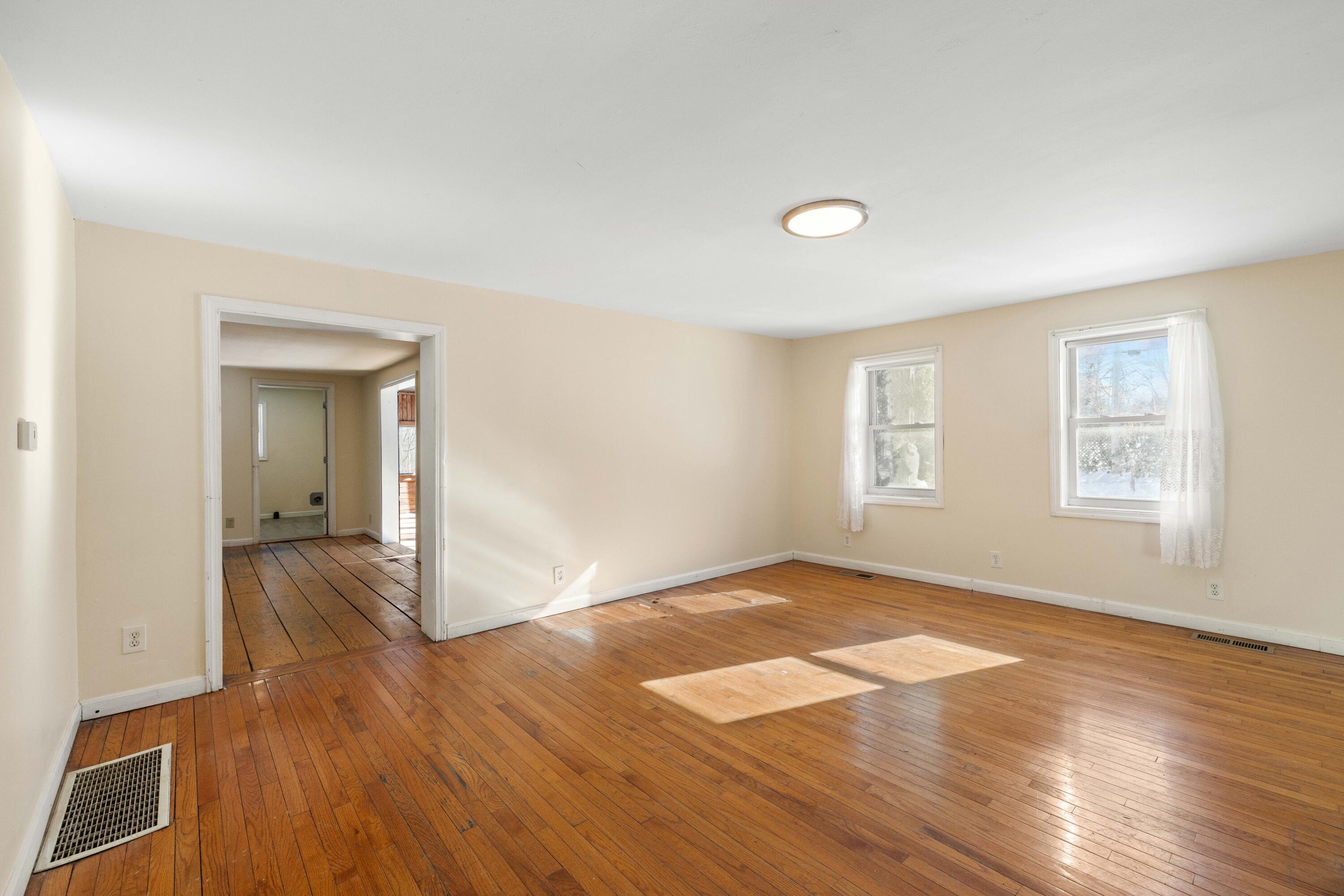 70 Airport Road Sanford, ME 04073 - Photo 9 of 42 Living room