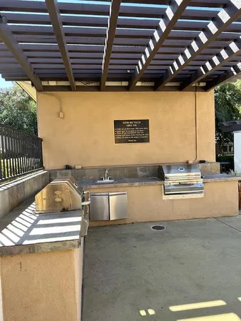 $304,900 | 4800 Southeast Westlake Parkway, Unit 1009, Sacramento, CA 95835