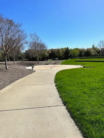 $304,900 | 4800 Southeast Westlake Parkway, Unit 1009, Sacramento, CA 95835