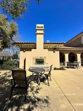 $304,900 | 4800 Southeast Westlake Parkway, Unit 1009, Sacramento, CA 95835