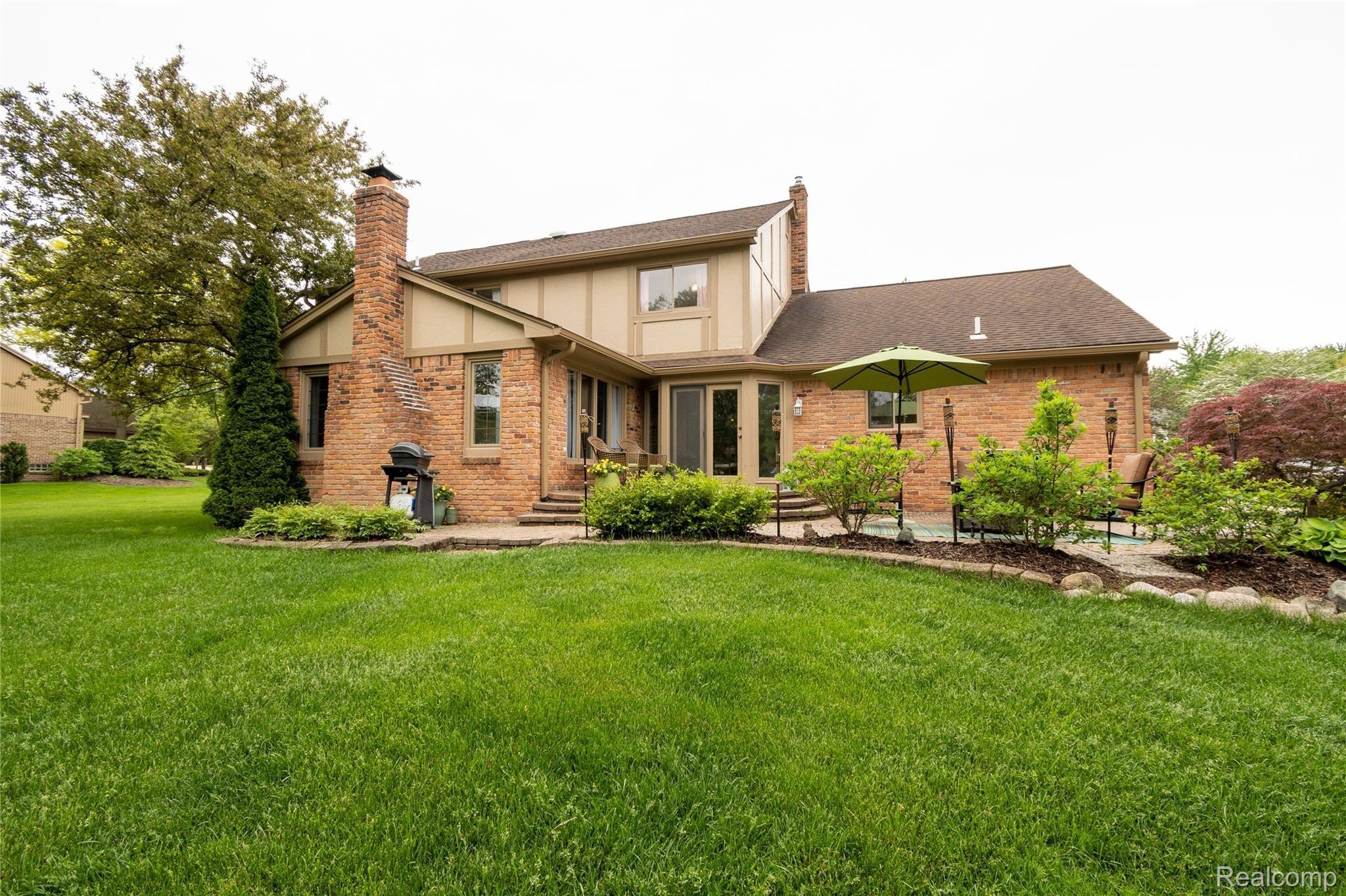 1884 Old Homestead Drive Rochester, MI 48306 - Photo 42 of 45 DSC_3405.jpg