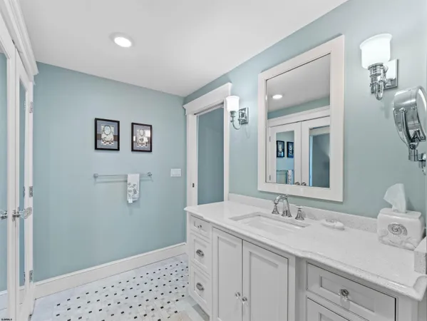 $999,000 | 322 Boardwalk, Unit 514, Ocean City, NJ 08226