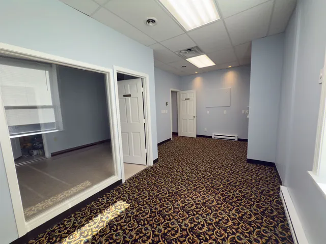 $695 | 38 Glen Avenue, Berlin, NH 03570