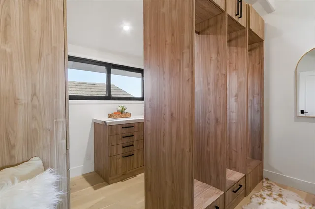 $3,995,000 | 5 Curl Drive, Corona del Mar, CA 92625