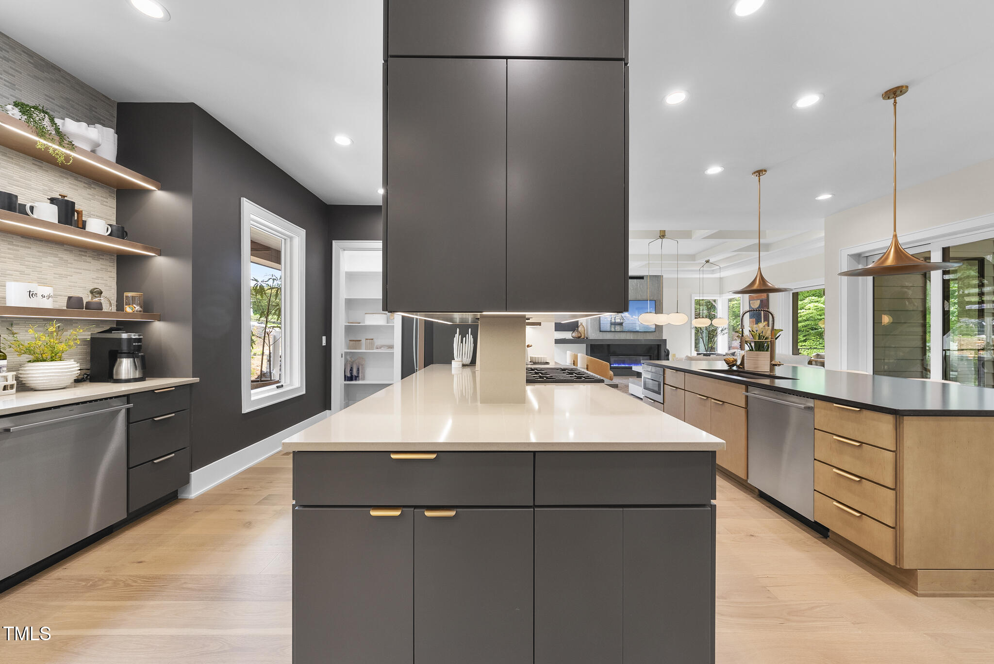 4123 Rockingham Street Raleigh, NC 27609 - Photo 4 of 51 DSC01126