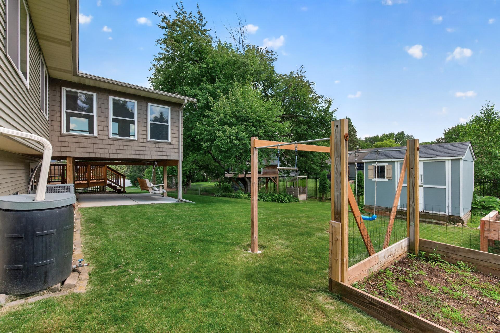 9391 Newcastle Road Woodbury, MN 55125 - Photo 44 of 58