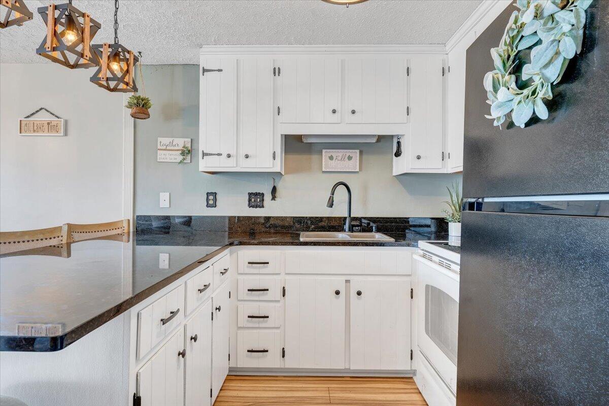 1111 Jefferson Dock Road Penhook, VA 24137 - Photo 21 of 50 010-MIB01712