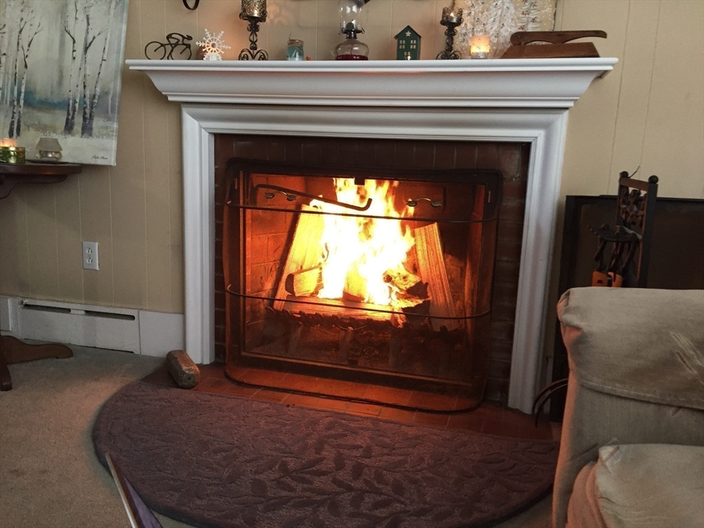 21 Fred Jackson Road Southwick, MA 01077 - Photo 7 of 35