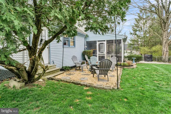 $449,900 | 932 Shiremont Drive, Mechanicsburg, PA 17050