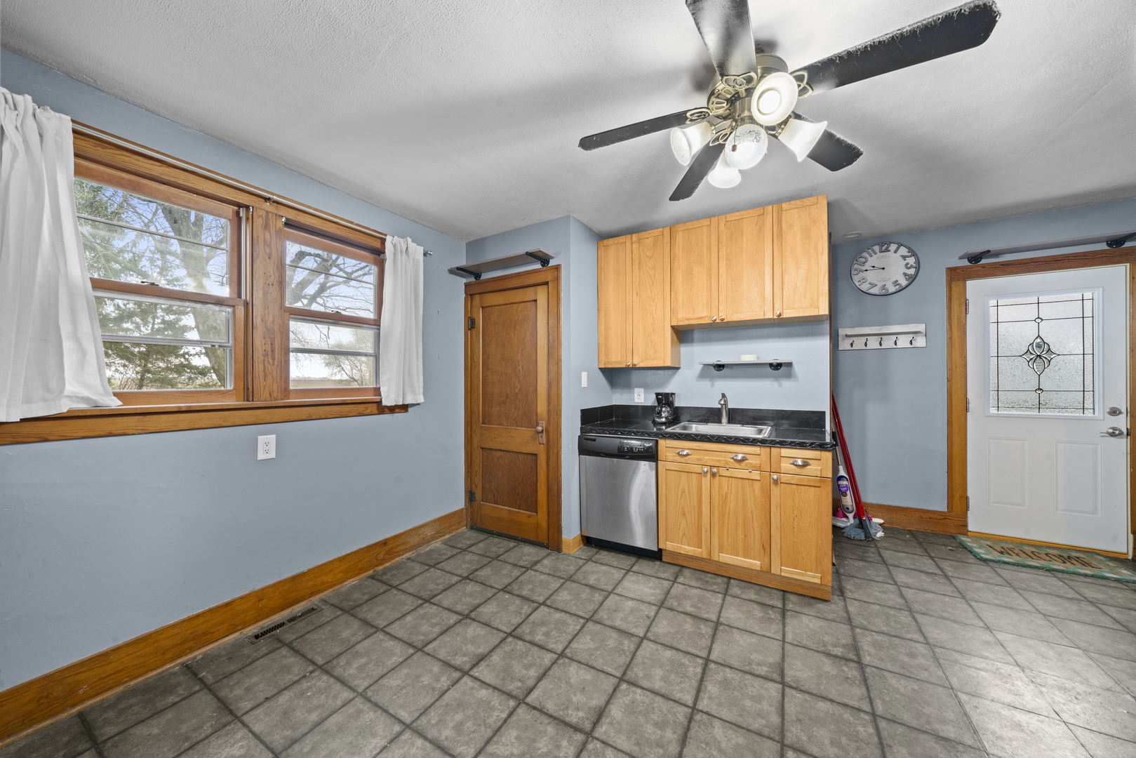 4799 South Center Road Rochelle, IL 61068 - Photo 11 of 48