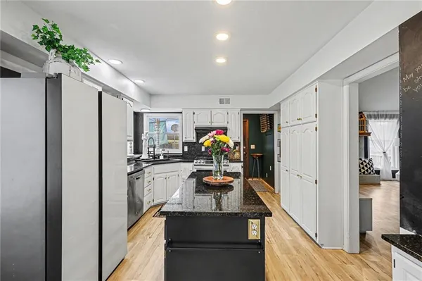 $345,000 | 12304 East 78th Street, Kansas City, MO 64138