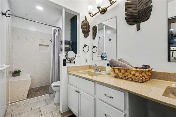 $345,000 | 12304 East 78th Street, Kansas City, MO 64138